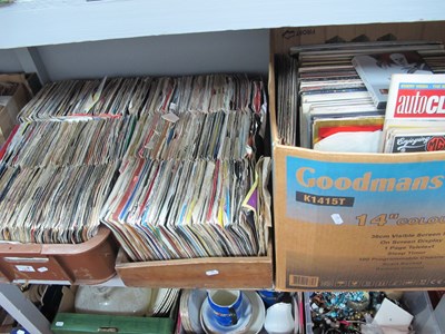 Lot 1077 - Records, Singles - Toy Dolls, Julian Cope,...
