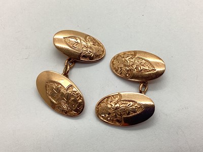Lot 255 - A Pair of 9ct Gold Chester Hallmarked Gent's...