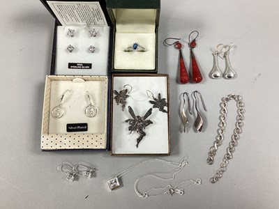 Lot 178 - A Modern 925 Dress Ring, Art Nouveau style...