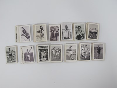 Lot 577 - 1930s German Sports Cigarette Cards - Bulgaria...