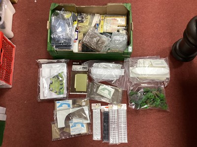 Lot 363 - A Box of 00 Gauge Scenic Items and Accessories,...