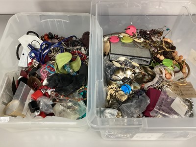 Lot 216 - A Collection of Modern Costume Jewellery,...