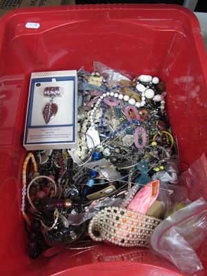 Lot 1447 - A Large Collection of Costume Jewellery,...
