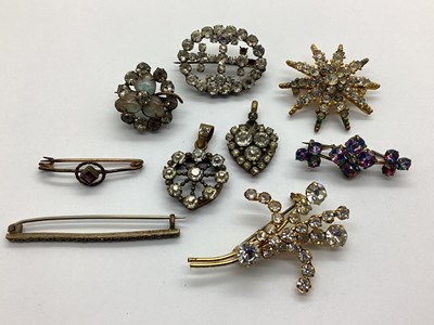 Lot 167 - A Collection of Antique and Vintage Jewellery,...