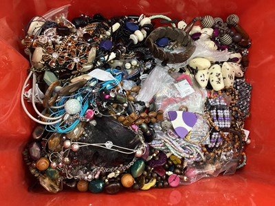 Lot 202 - A Selection of Modern Costume Jewellery,...