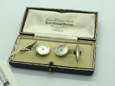 Lot 172 - A Pair of Mother of Pearl Inset Cufflinks, on...