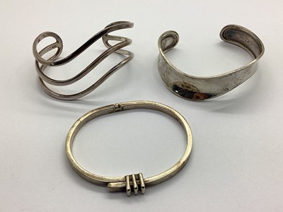 Lot 141 - A Modern Taxco Abstract Cuff Bangle, of wavy...