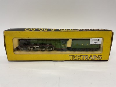 Lot 774 - A boxed Trix 00 gauge A2 class pacific "525 A...