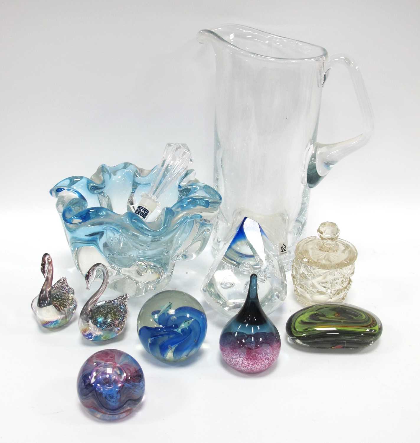 Lot 1194 - Svoboda Karlov Faceted Art Glass Paperweight,...