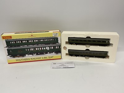 Lot 812 - A Hornby 'OO' Gauge/4mm Ref No R3161B Southern...