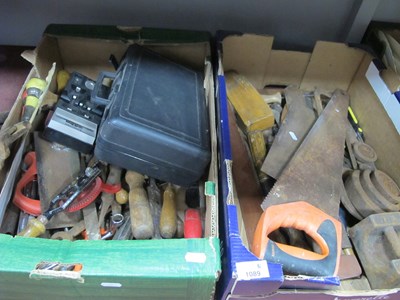 Lot 1089 - Nu-Tool Sander, chisels, spanners, saws,...