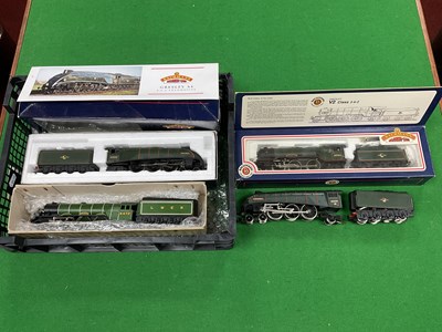 Lot 460 - Four 00 gauge Gresley locomotives all in good...