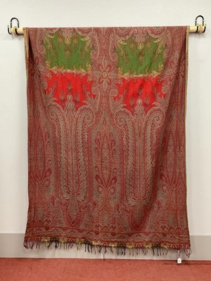 Lot 1466 - A Late XIX/Early XX Century Paisley Wool Shawl,...