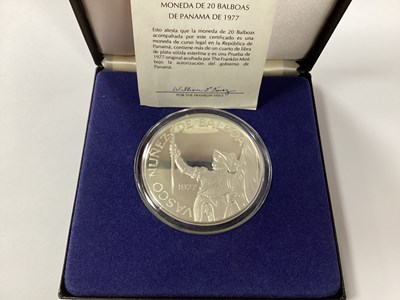 Lot 644 - 1977 Panama Silver 20 Balboas, total weight...