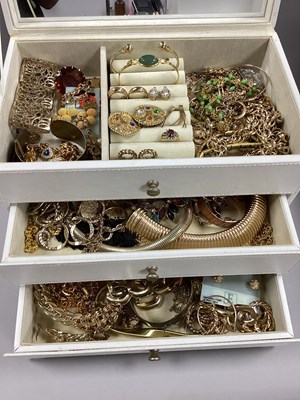 Lot 256 - A Collection of Modern Gilt Coloured Costume...