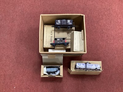 Lot 435 - Ten 'O; Gauge/7mm Items of Rolling Stock,...