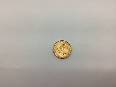 Lot 150 - 1911 George V Gold Sovereign.