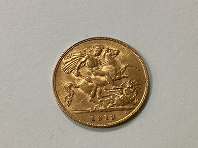 Lot 266 - 1913 George V Gold Half Sovereign.