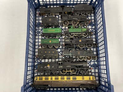 Lot 624 - A quantity of OO scale Locomotives, all kit...