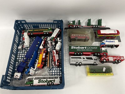 Lot 622 - Approximately twenty 1:76 scale Diecast and...
