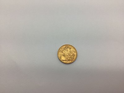 Lot 163 - 1911 George V Gold Sovereign, Perth Mint.