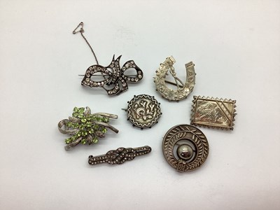 Lot 157 - A Collection of Antique Brooches including...