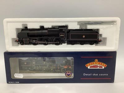 Lot 894 - A Bachmann OO Gauge #32-161 N Class 2-6-0...