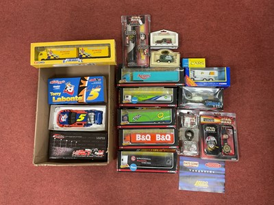 Lot 582 - Twelve Diecast model vehicles by Corgi, Lledo...