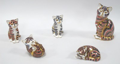 Lot 1265 - Royal Crown Derby Imari Cat, printed mark, no...