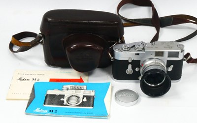 Lot 1385 - Leica M2 35mm Rangefinder Camera 1960, No....
