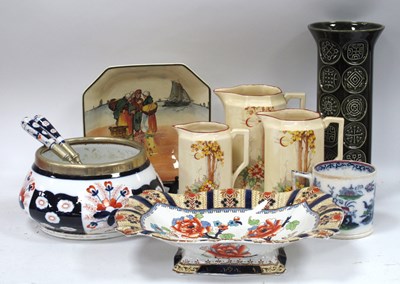Lot 1182 - Winton 'Taurus' Vase, 30cm tall, salad set,...