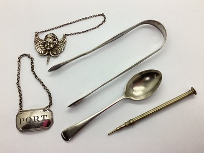 Lot 11 - A Pair of Hallmarked Silver Sugar Tongs, Peter...