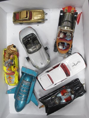 Lot 565 - Seven diecast model vehicles by Corgi, Dinky...