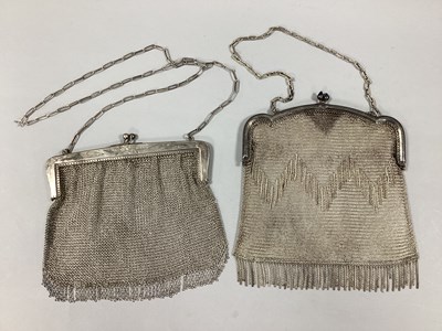Lot 280 - A Vintage Mesh Link Evening Bag, the foliate...