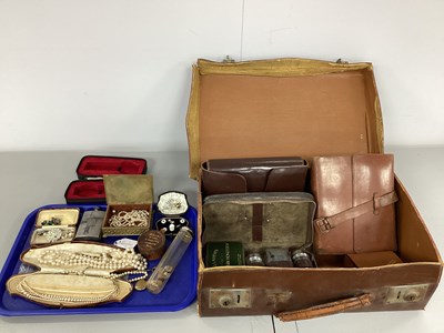 Lot 240 - Vintage and Later Costume Jewellery, including...