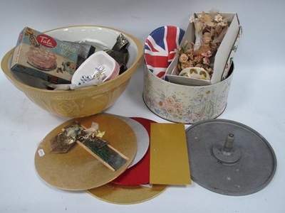 Lot 1025 - Vintage and Later Baking Items, including...