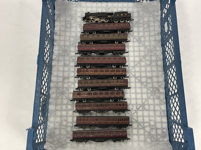 Lot 513 - A Graham Farish N gauge LMS "Black Five" and...