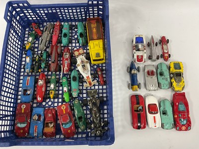 Lot 612 - A quantity of Diecast vehicles by Dinky, Corgi,...