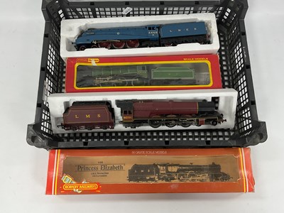 Lot 529 - Three Hornby 00 gauge locomotives: a boxed...