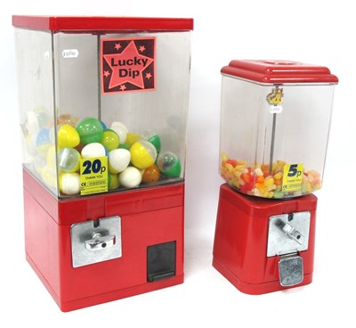 Lot 1466 - Gumball Vending Machines in Red Plastic,...