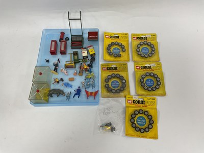 Lot 595 - Five carded sets of Corgi golden Jacks wheels,...