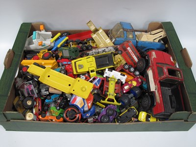 Lot 1030 - A Quantity of Diecast Vehicles, by Dinky,...