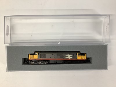 Lot 927 - A boxed Graham Farish N gauge Class 37 diesel...