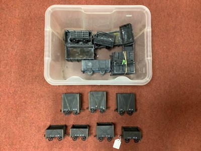 Lot 837 - Nineteen 'G' Gauge Kit Built Wood Construction...