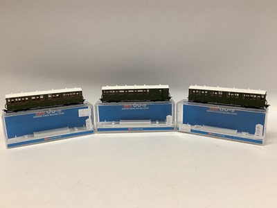 Lot 944 - Three Peco Gauge 00-9 Cased Composite Coaches,...
