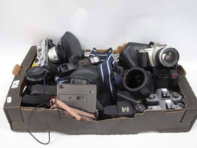 Lot 1028 - Cameras; Canon EOS300 with EF 28-90mm f/4-5.6,...