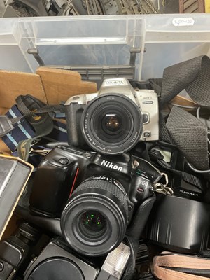 Lot 1028 - Cameras; Canon EOS300 with EF 28-90mm f/4-5.6,...