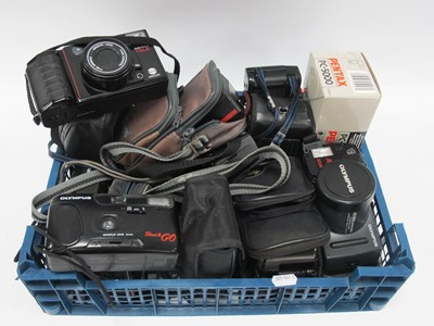Lot 1368 - Point and shoot 35mm cameras mainly Olympus...