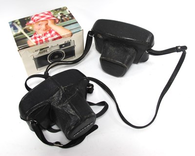 Lot 1406 - 35mm SLR film cameras to include Pentax Asahi...