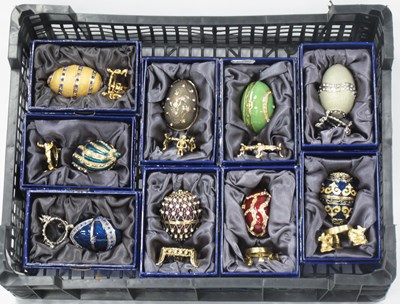 Lot 1190 - Atlas Editions Faberge Eggs, each with...